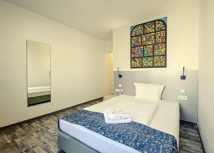 Otel Muenchner Hof - Frankfurt