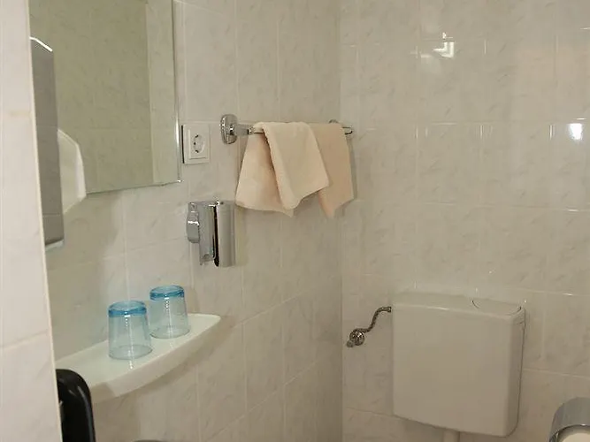 Otel Muenchner Hof - Frankfurt 3*