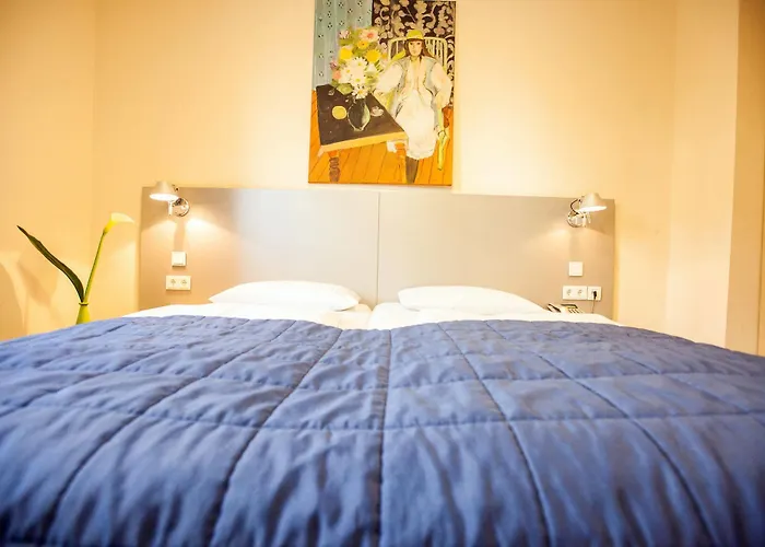 Muenchner Hof - Frankfurt 3*